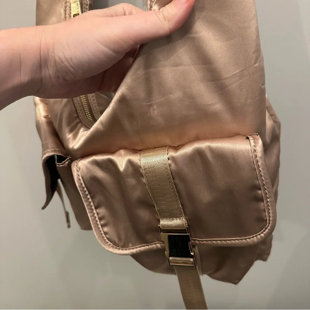 NWT Steve Madden Cole Satin Large Hobo Champagne